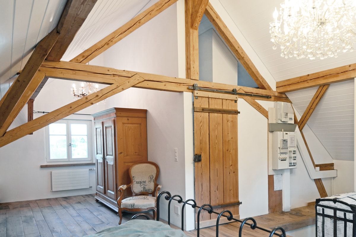 Aufnahmen von Referenz-Objekten für die Webseite einer Schreinerei.